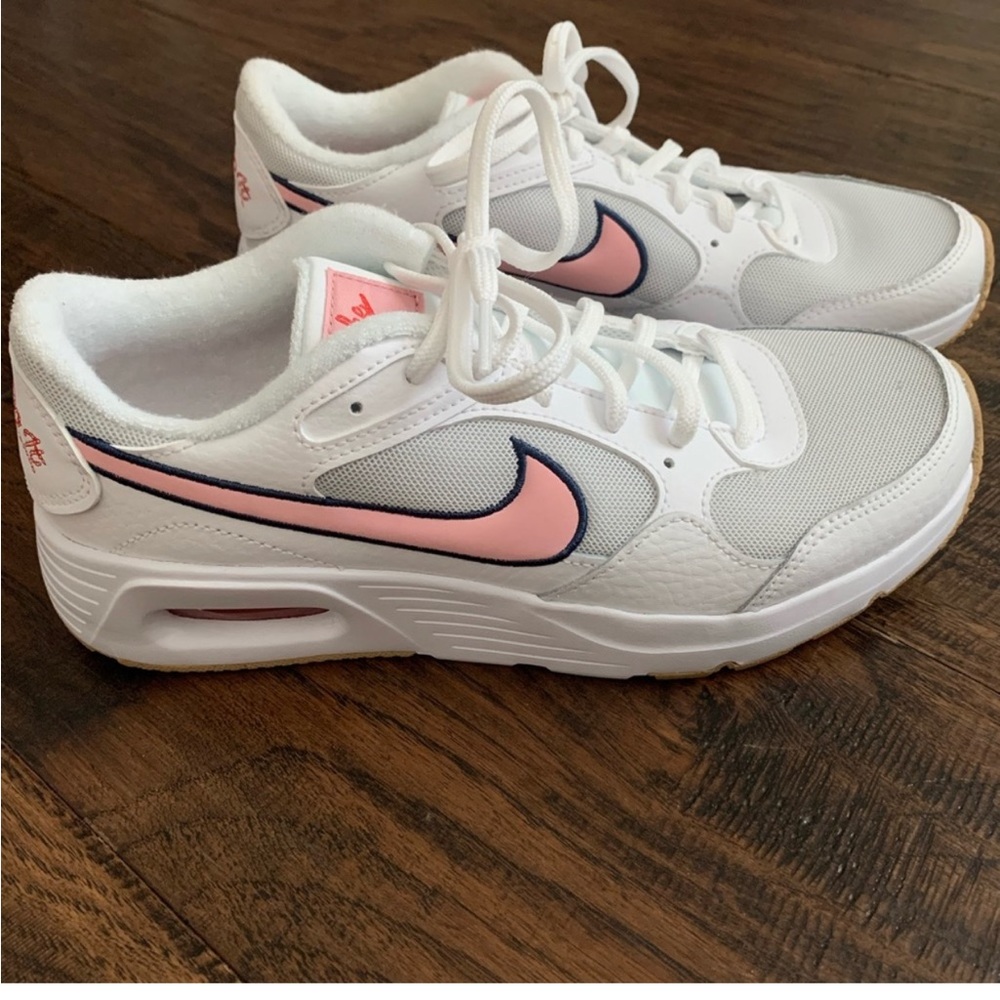 Nike Sneakers, Very comfortable, Never worn